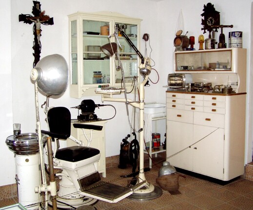 ordinace-dentisty-s-laboratori-1936.jpg